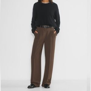 Aritzia Effortless Pant